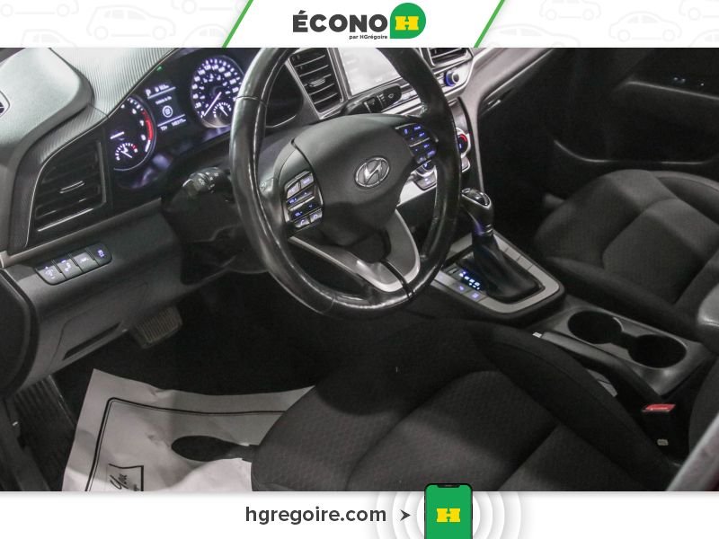 2020 Hyundai Elantra Red Saint-Eustache - photo #17