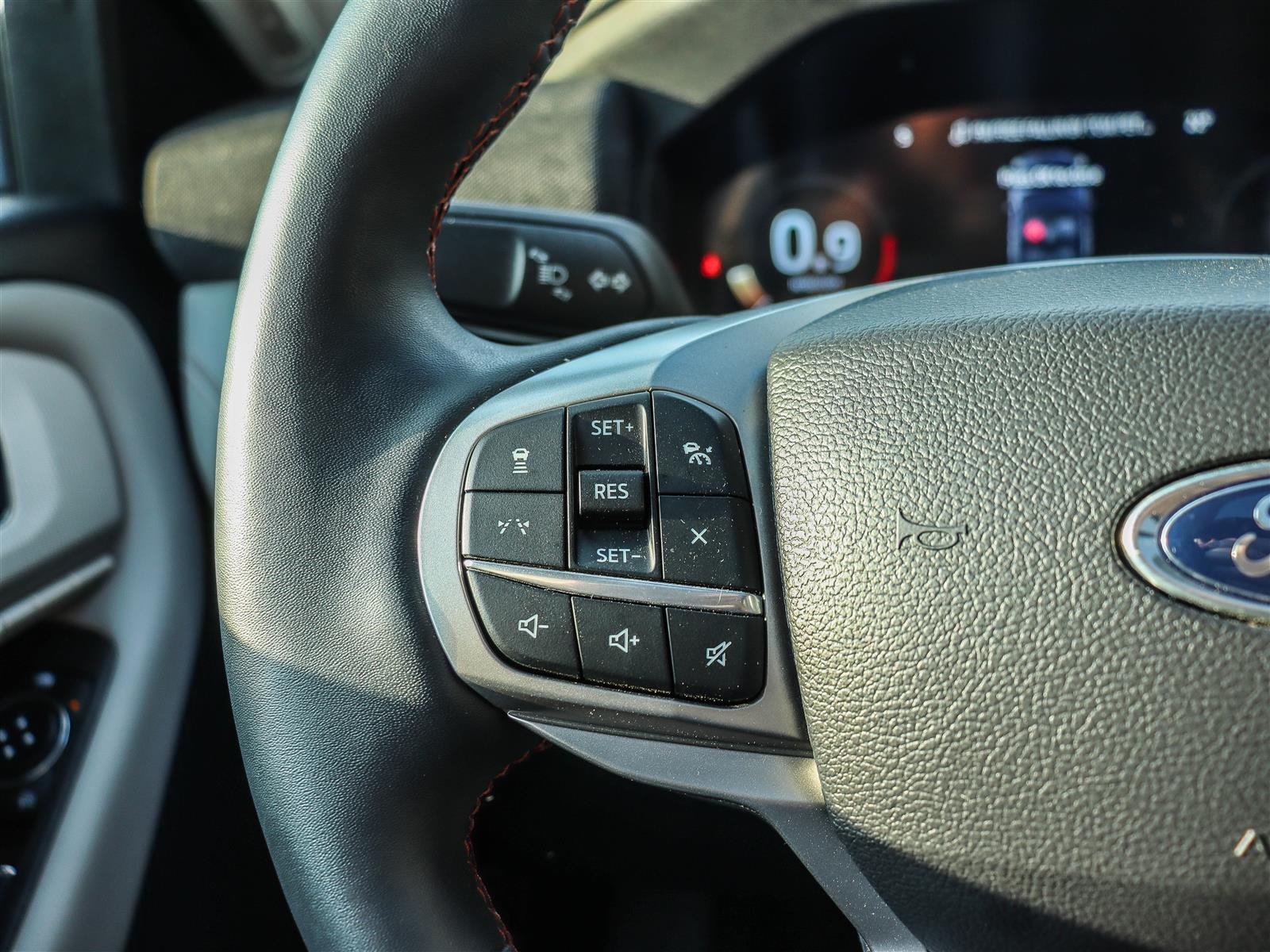 2025 Ford Explorer Active Ottawa & Gatineau - photo #25