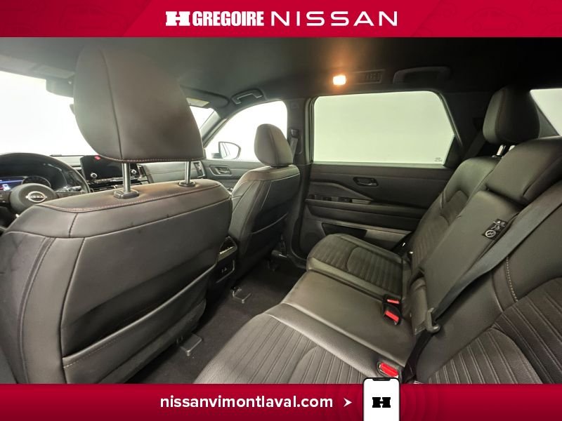 2025 Nissan Pathfinder White Blainville - photo #15