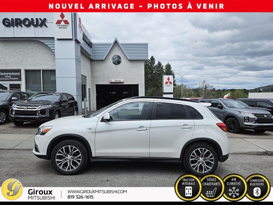 Mitsubishi RVR SE Limited Edition 2.4L 4 portes CVT TI 2017 Blanc