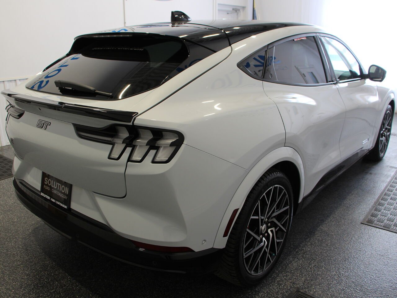 2022 Ford Mustang Mach-E GT MACH-E GT White Châteauguay - photo #3