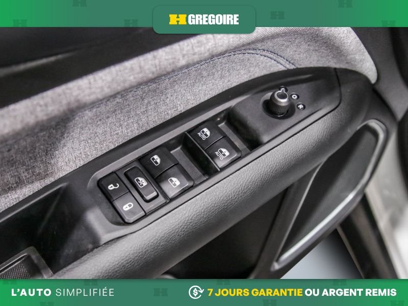 Jeep Compass 2025 Blanc Laval - photo #11