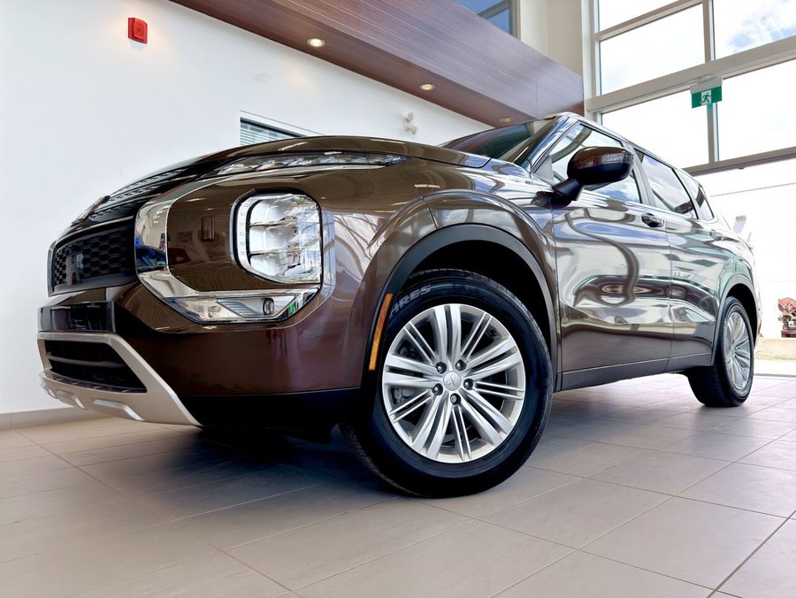 2024 Mitsubishi Outlander 2024 Bronze