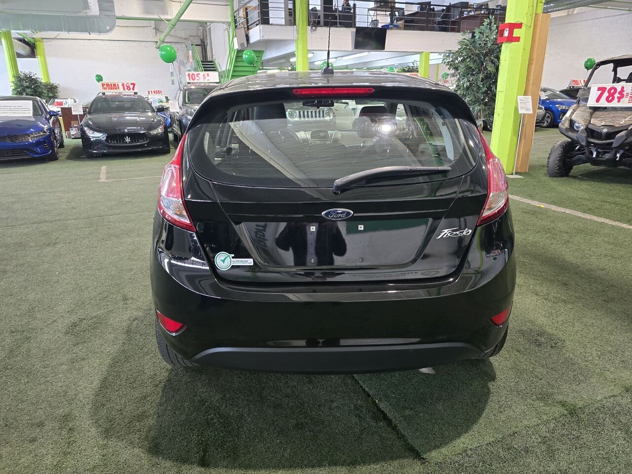 2017 Ford Fiesta Black  - photo #4