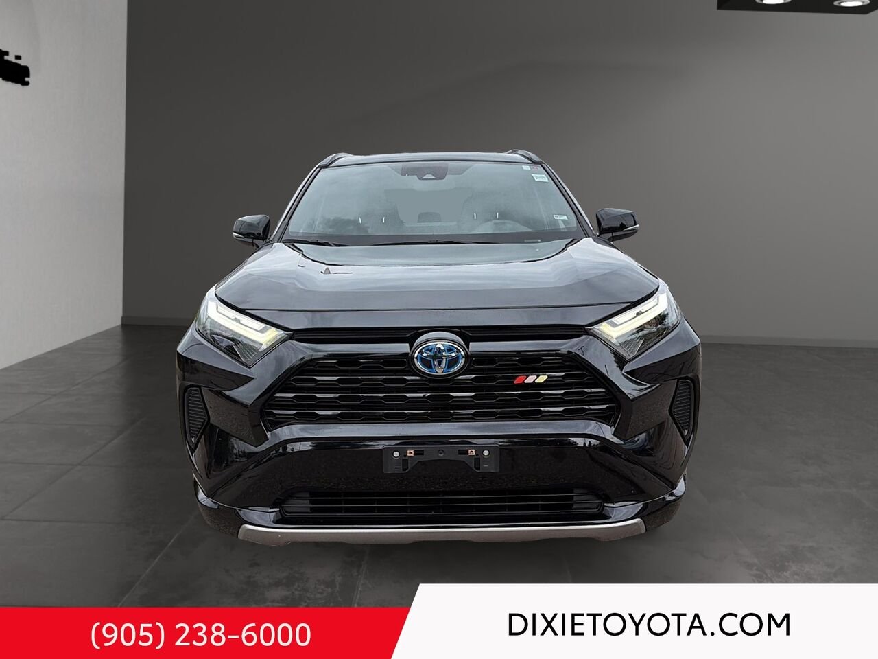 2023 Toyota RAV4 HYBRID SE AWD / CLEAN CARFAX / HEATED SEATS / MOONROOF / ALLOY WHEELS / CARPLAY AND ANDROID AUTO Black Mississauga - photo #1