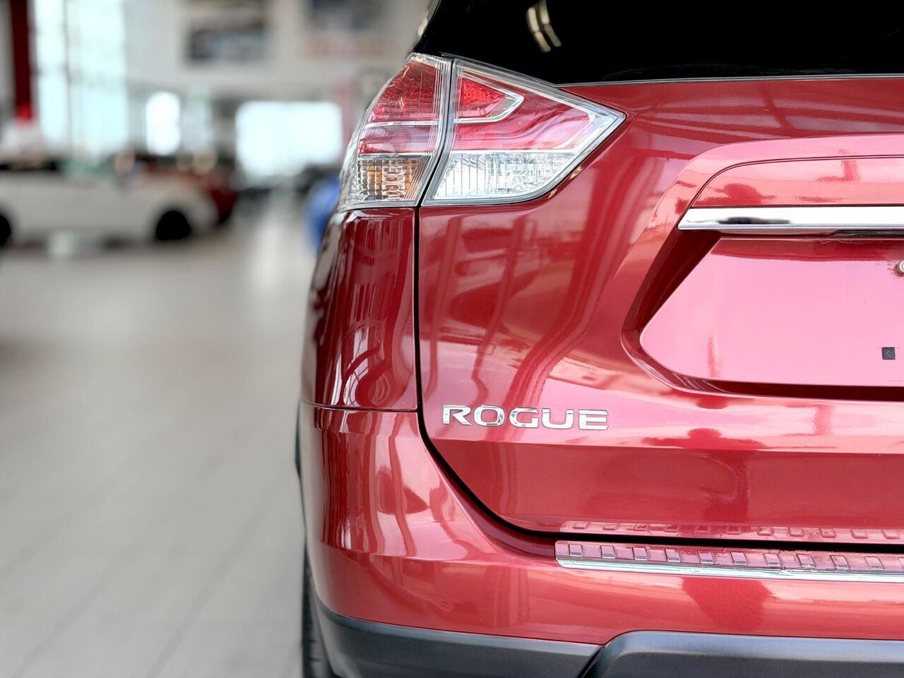 2016 Nissan Rogue Grey Notre-Dame-des-Prairies - photo #12