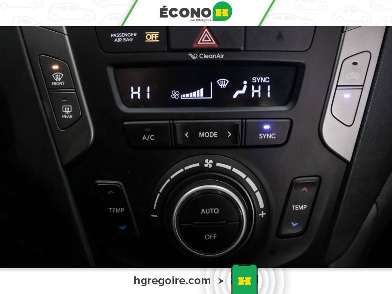 Hyundai Santa Fe 2018 Beige Saint-Eustache - photo #17
