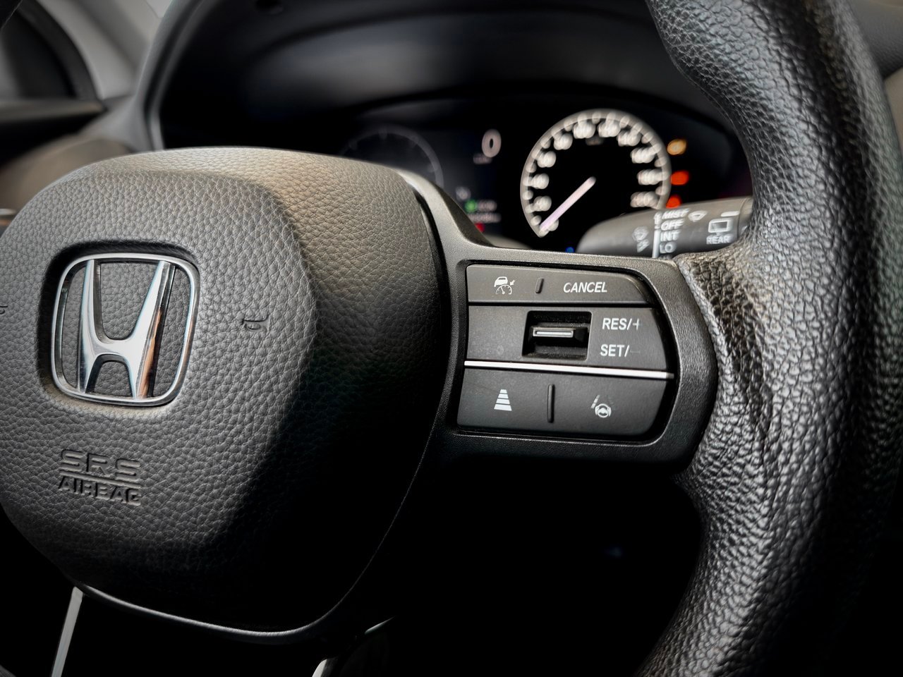 2024 Honda HR-V Black Notre-Dame-des-Prairies - photo #21