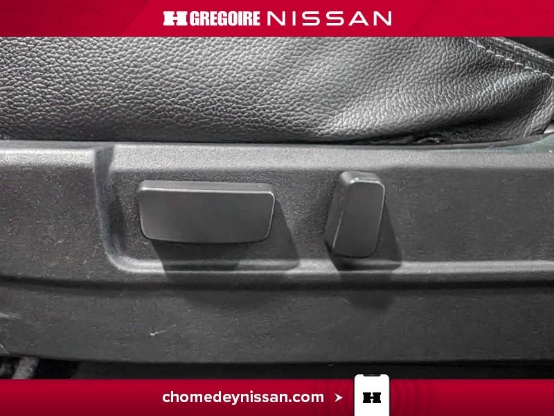 Mitsubishi Outlander CA6856 | SE AWD * Cuir * Toit Caméra * 7 Places * 2018 Rouge Laval - photo #16
