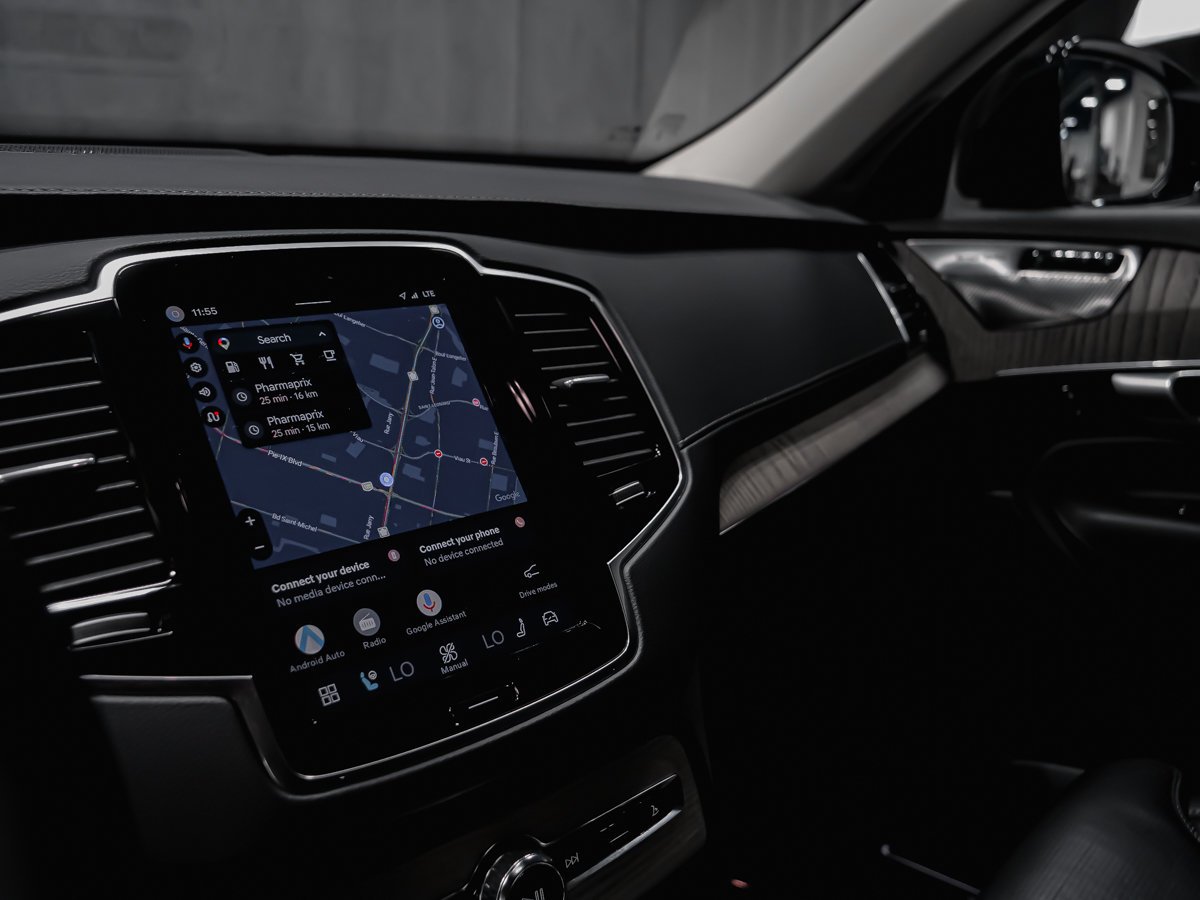 2023 Volvo XC90 B6 ULTIMATE DARK Grey Montreal - photo #11