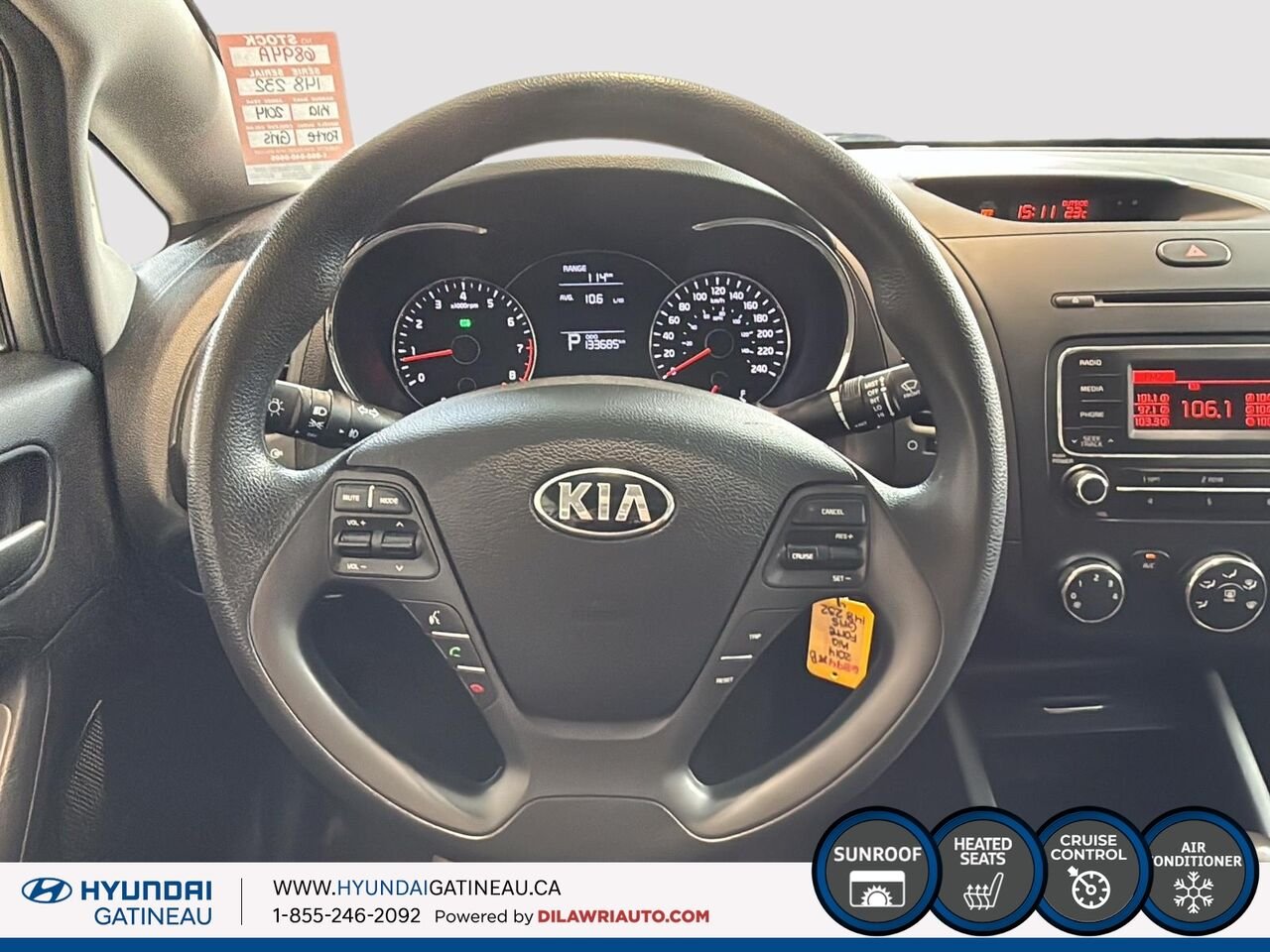 2014 Kia Forte LX+ berline 4 portes BA avec toit ouvrant Silver Ottawa & Gatineau - photo #9