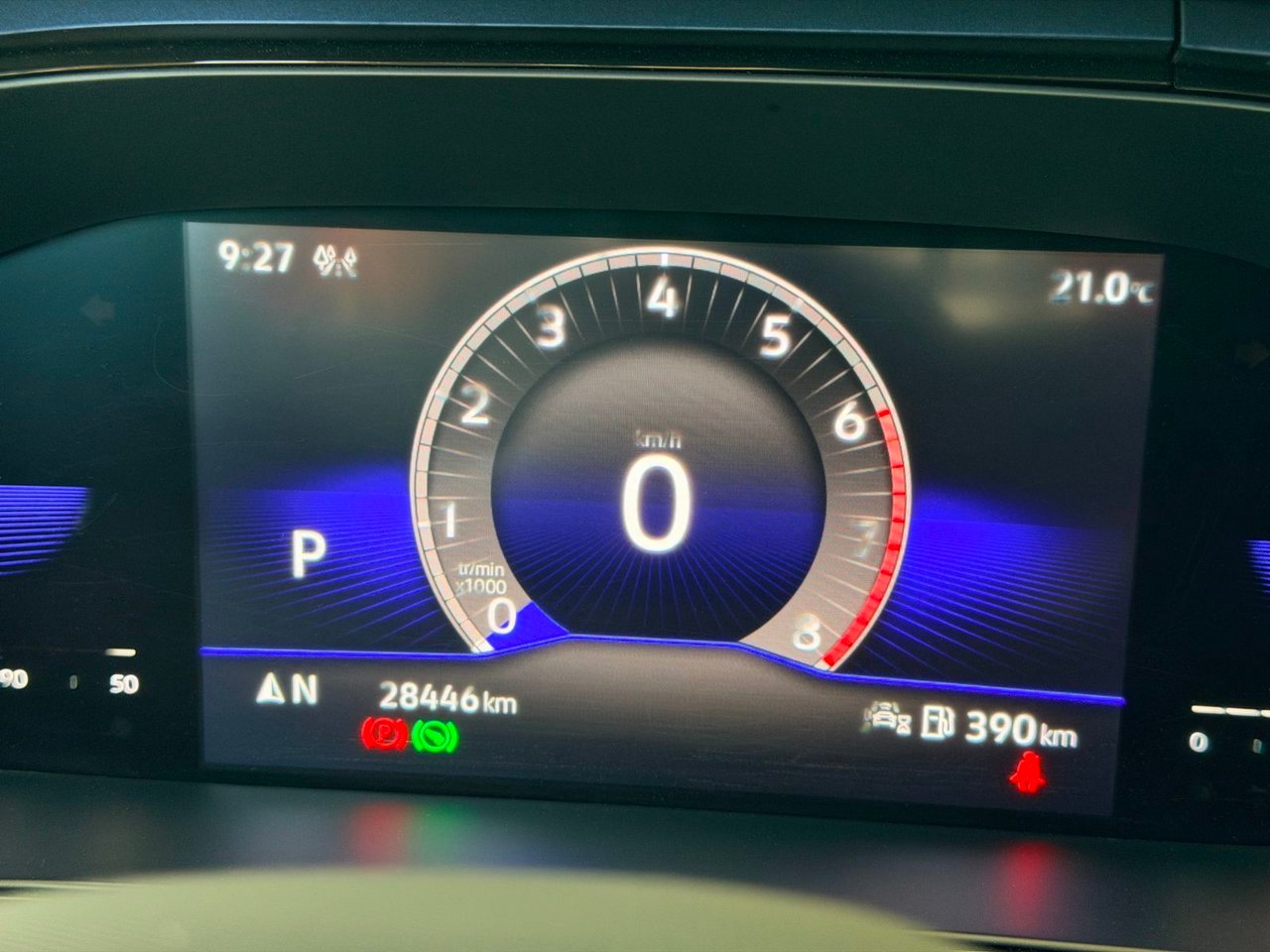 2022 Volkswagen Taos White Notre-Dame-des-Prairies - photo #27