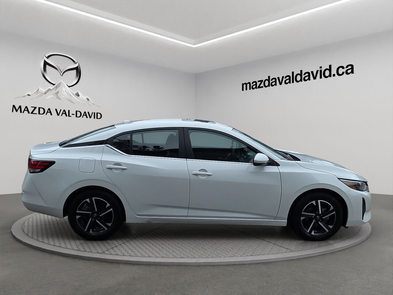Nissan Sentra SV CVT, toit ouvrant, écran tactile, sièges chauffants 2024 Blanc Val-David - photo #3