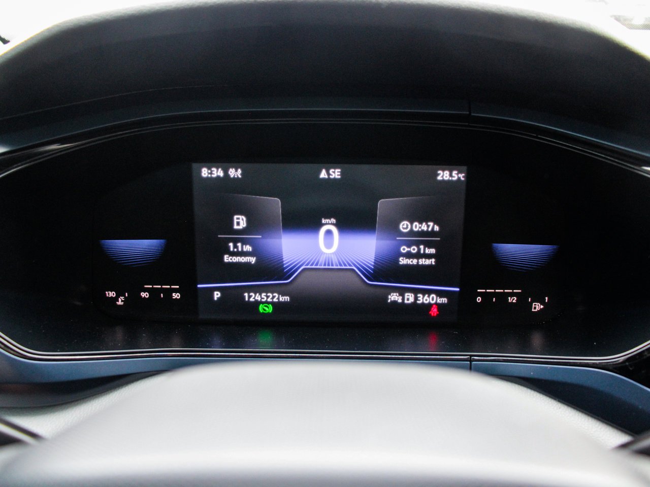2022 Volkswagen Taos Comfortline 4MOTION Blue Sherwood Park - photo #19