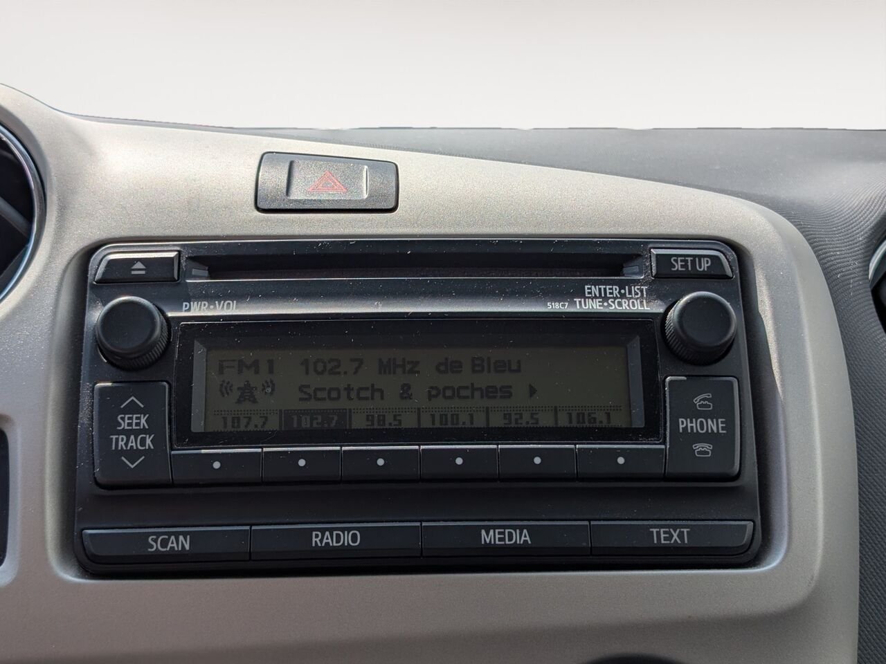 2014 Toyota Matrix 2T1KU4EE2EC135776 White Sherbrooke - photo #10