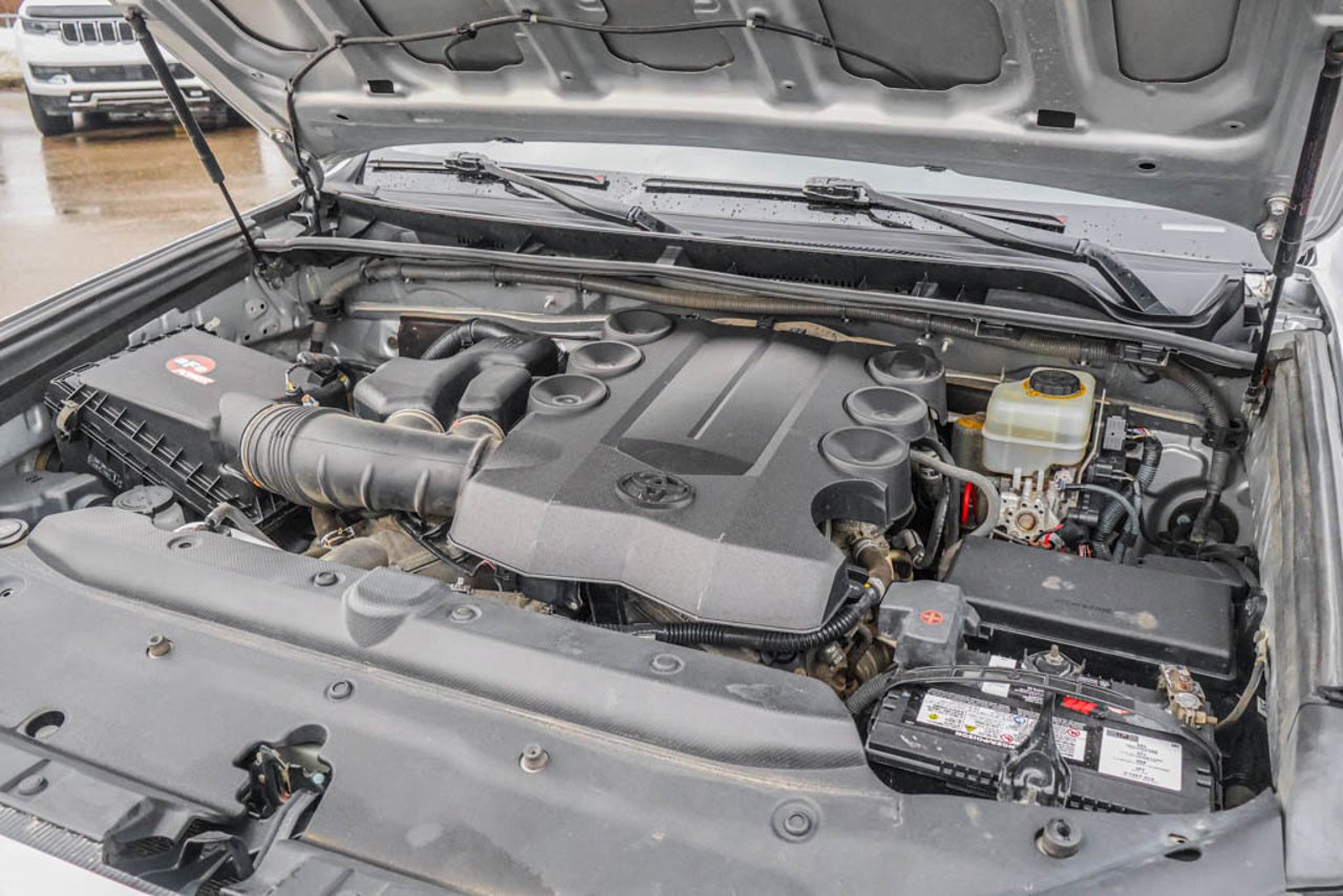 2014 Toyota 4Runner 4WD 4dr V6 SR5 Grey Sherwood Park - photo #11