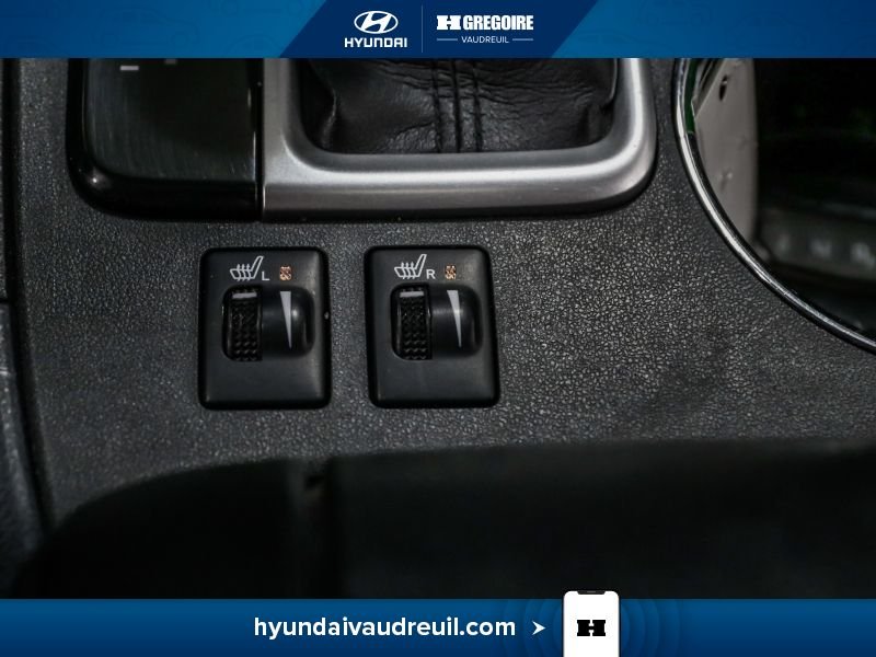 Toyota Highlander YW142 | XLE l AWD - CUIR - MAGS - TOIT - NAV - BLUETOOTH - 2016 Noir Laval - photo #32