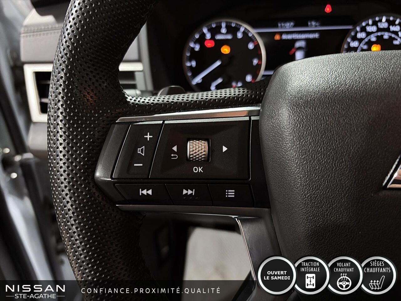 Mitsubishi Outlander 2023 Argent Saint-Jérôme - photo #17