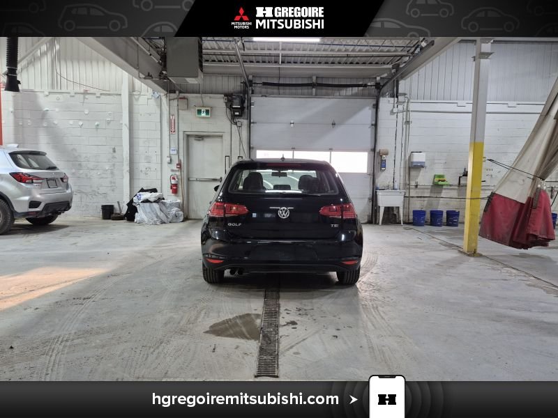 Volkswagen Golf MA4385 | Trendline * Mags * Caméra * Siege Chauffant 2017 Noir Laval - photo #7