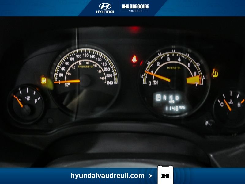 2016 Jeep Patriot Black Laval - photo #22