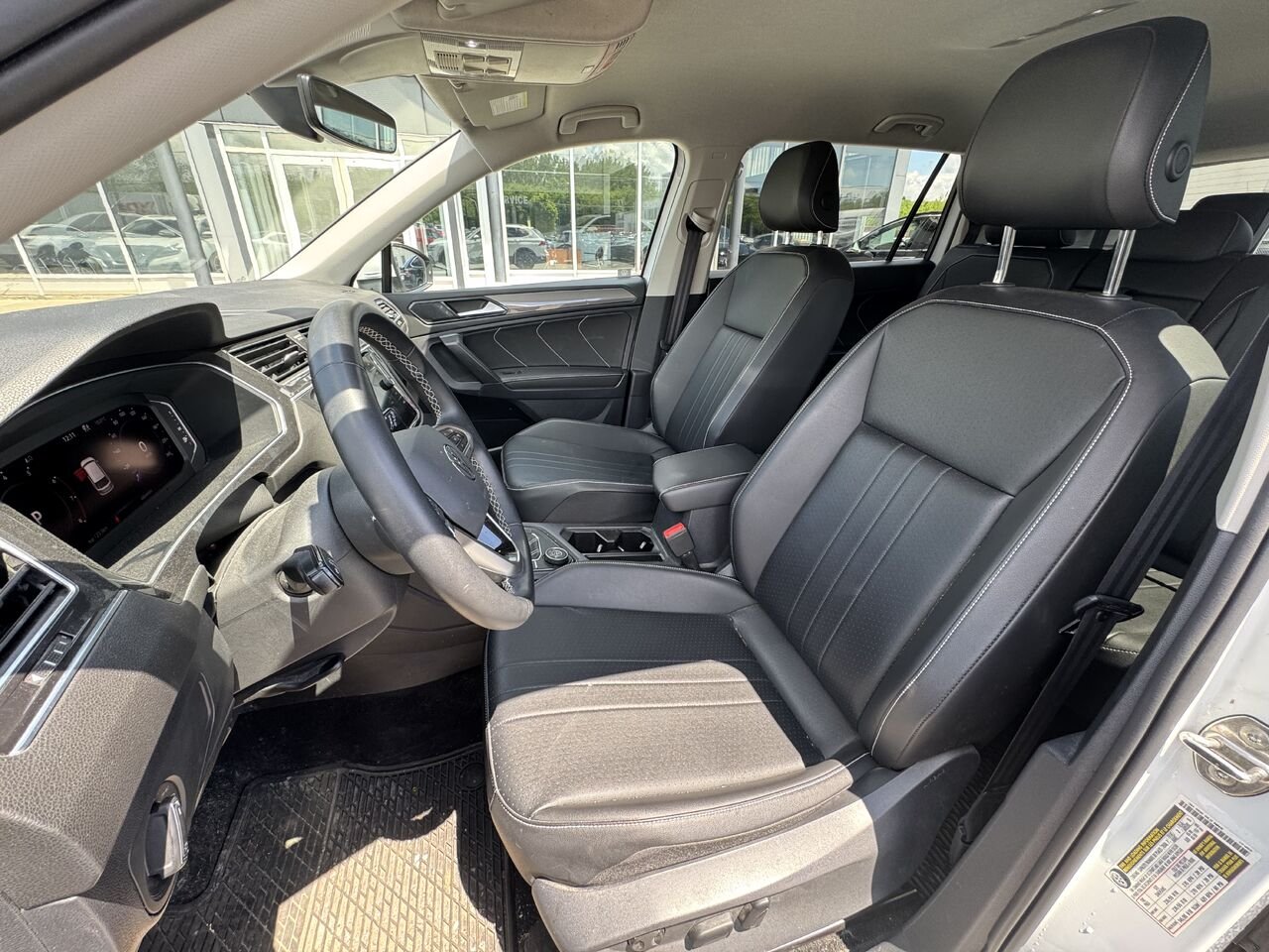 Volkswagen Tiguan 7 PASSAGERS 2022 Blanc Granby - photo #14
