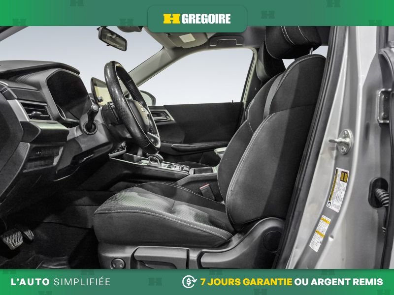Mitsubishi Outlander 822335 | ES * AWD * Cam * Mags * Carplay * A partir de 0.9% 2022 Gris Laval - photo #15