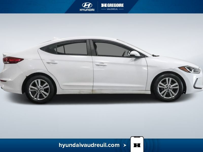 Hyundai Elantra 2017 Blanc Saint-Eustache - photo #12