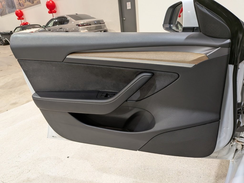 Tesla Model 3 Standard Range RWD *Ltd Avail* 2021 Rouge Val-David - photo #28