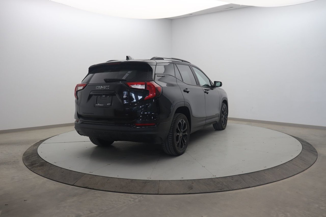 GMC Terrain NIV 3GKALTEV8NL215917 2022 Noir Baie-Comeau - photo #3