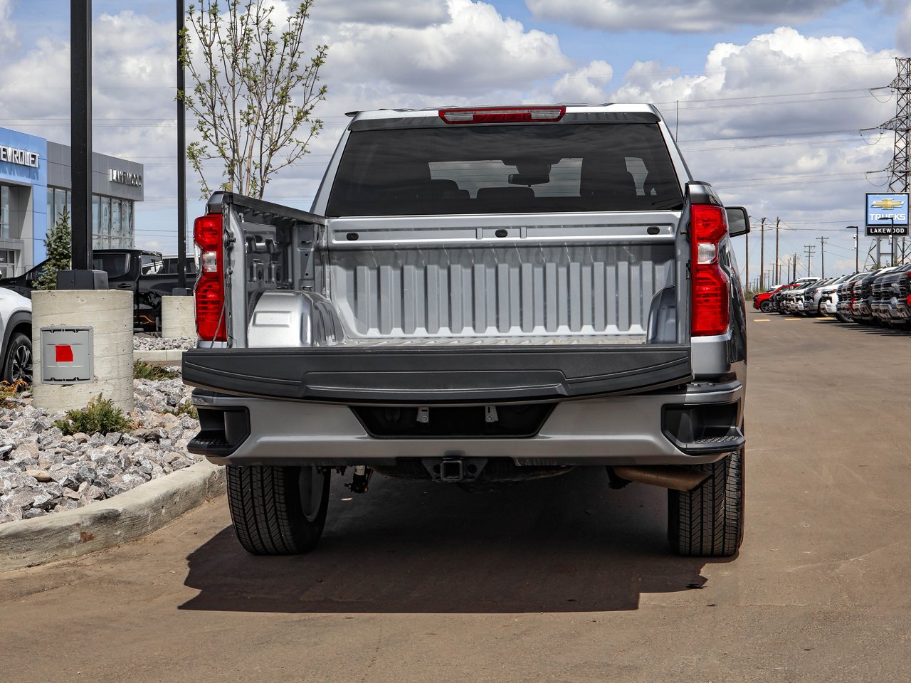 2024 Chevrolet Silverado 1500 4WD Crew Cab 147 Custom Grey Sherwood Park - photo #8