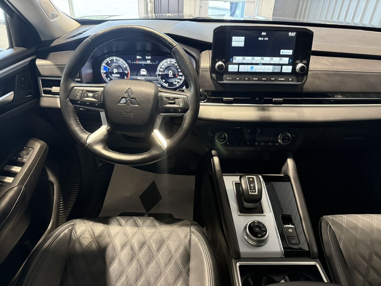 Mitsubishi Outlander GT S-AWC 2024 Noir Rouyn-Noranda - photo #12
