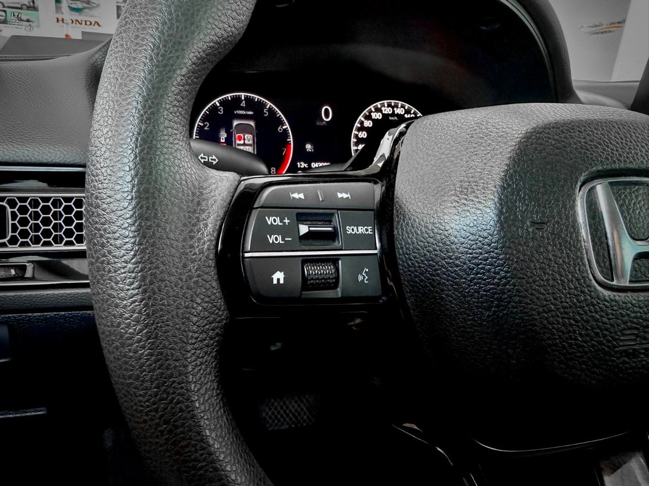 Honda Civic Sedan 2023 Gris Notre-Dame-des-Prairies - photo #20