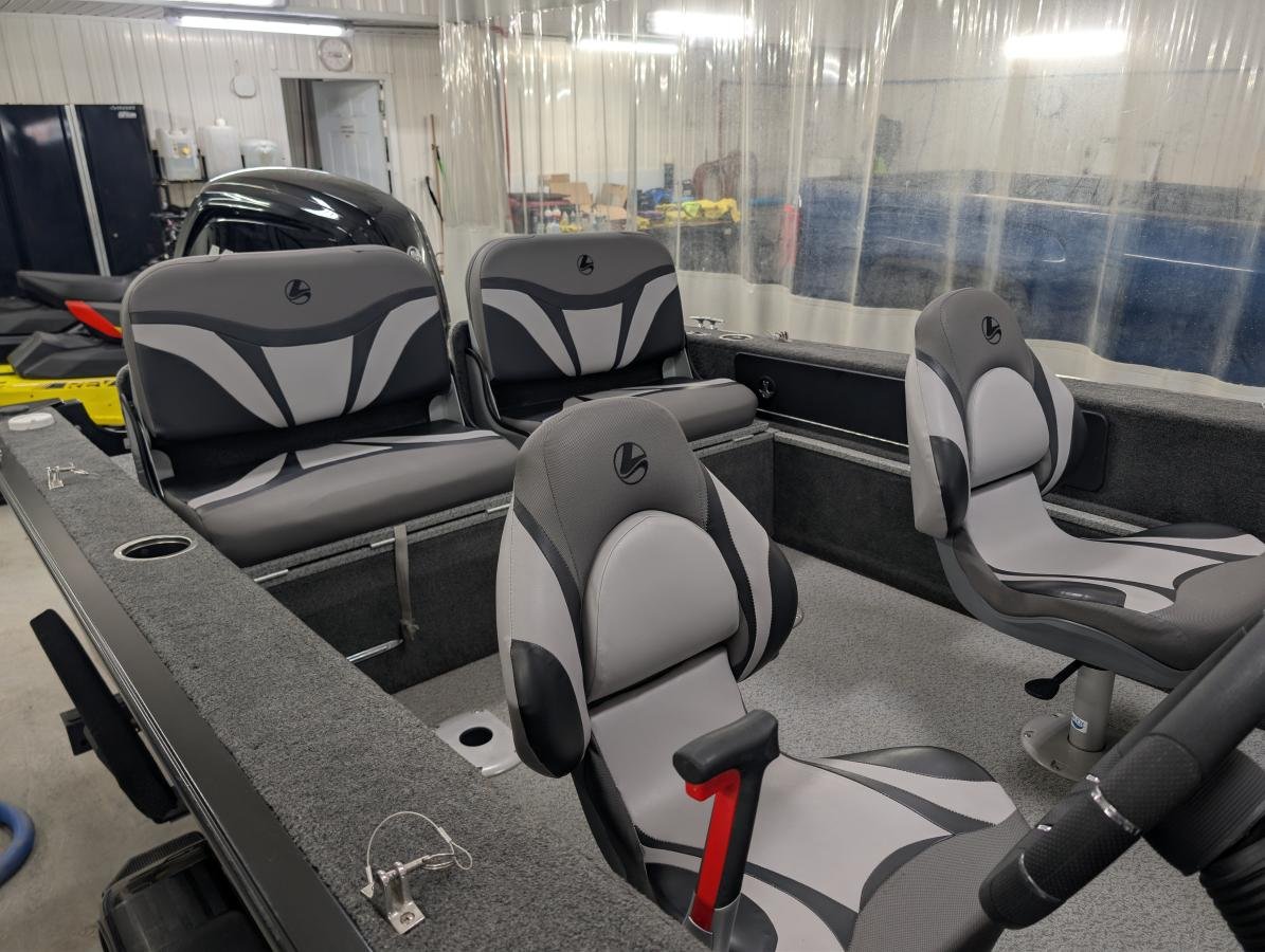 LEGEND 16 XTR SC SP 16 PIEDS 90HP 2022 Gris Saint-Hyacinthe - photo #1