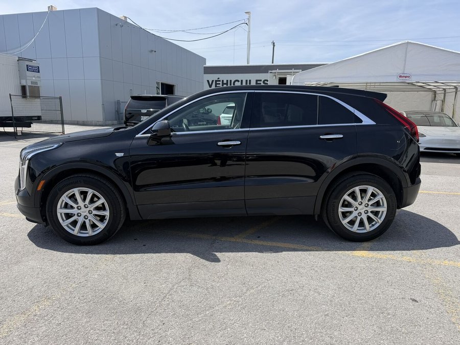 2023 Cadillac XT4 2023 Black