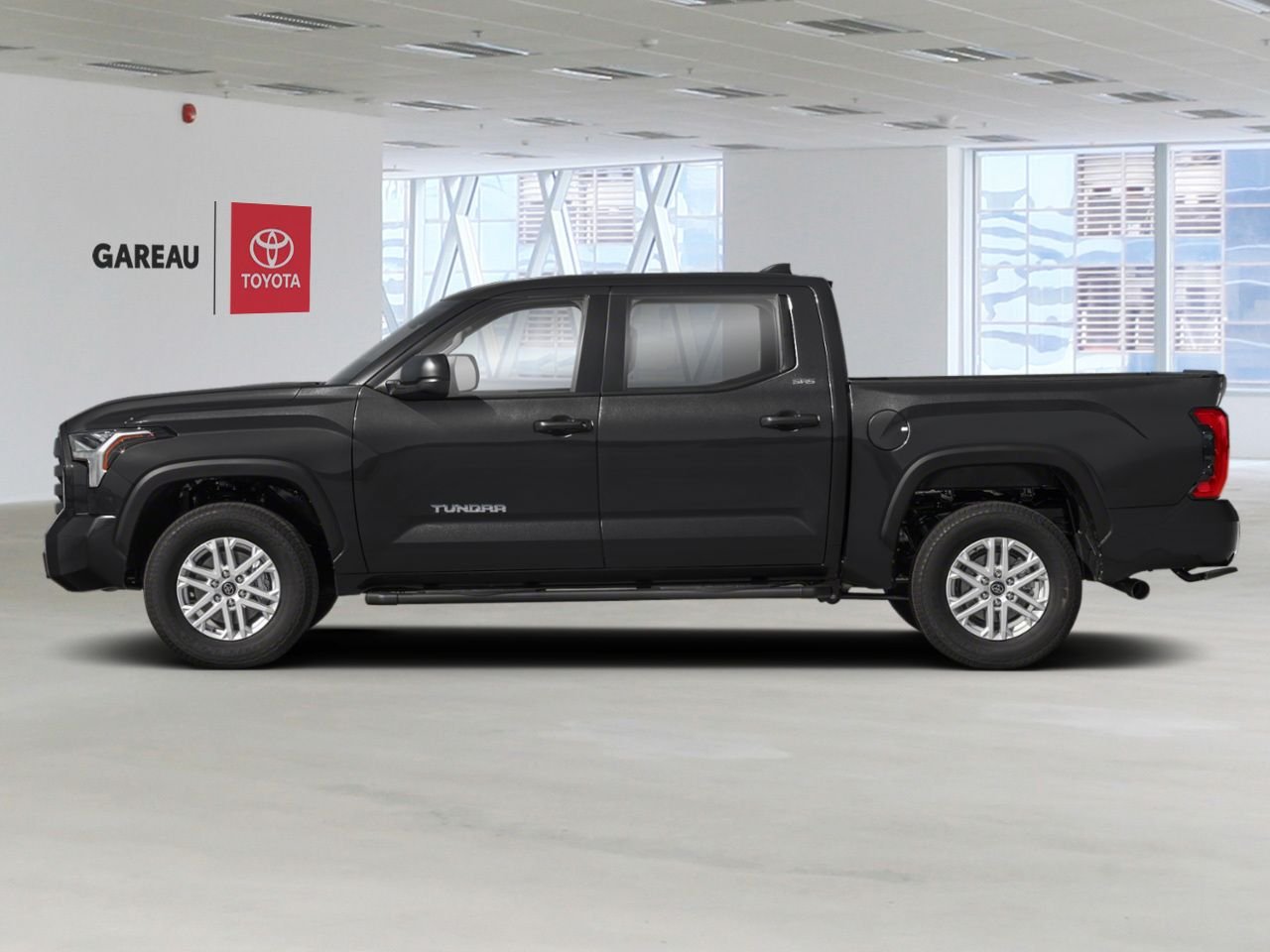 Toyota Tundra SR5 CrewMax 4x4 caisse longue 2026 Noir Val-d'Or - photo #1