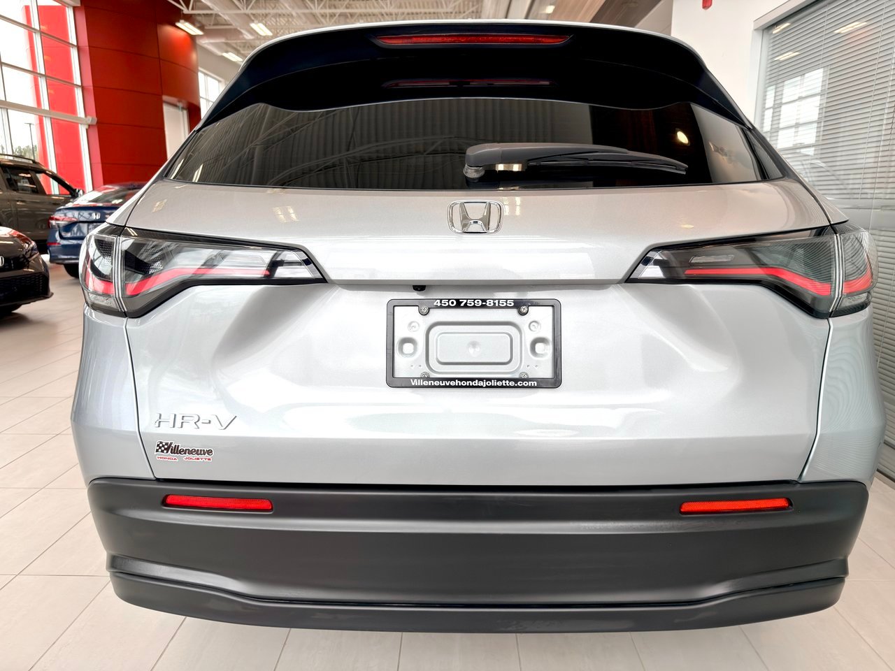 2025 Honda HR-V Silver Notre-Dame-des-Prairies - photo #11