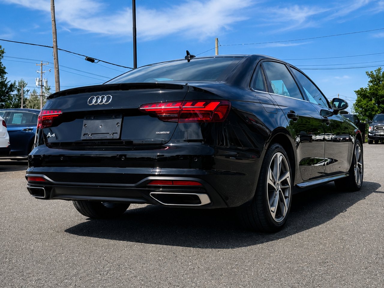 Audi A4 Black Optic 2023 Noir Granby - photo #6