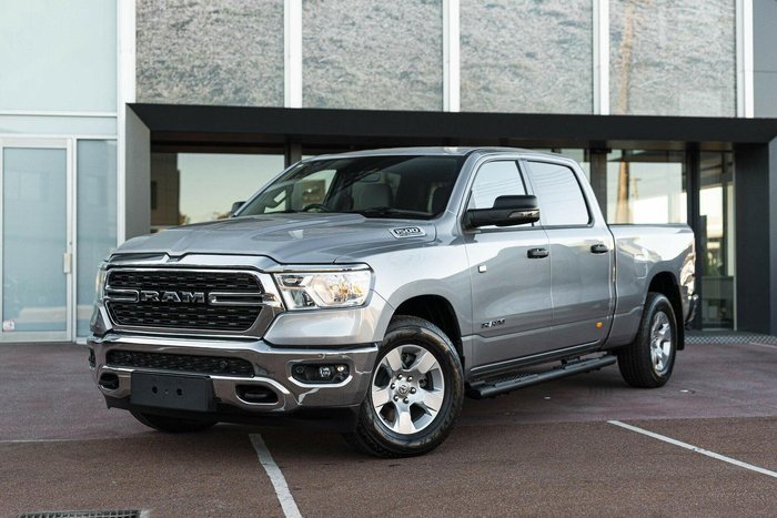 RAM 1500 2024 Argent Saint-Eustache - photo #0