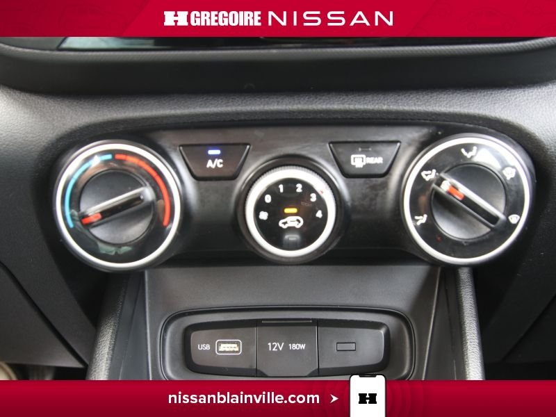 Hyundai Venue BE6105 | Essential**camera de recule**carplay 2022 Noir Laval - photo #18