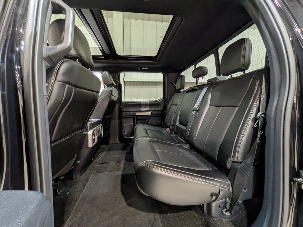 2020 Ford F-150 LARIAT 4WD SuperCrew 5.5' Box Black Val-David - photo #10