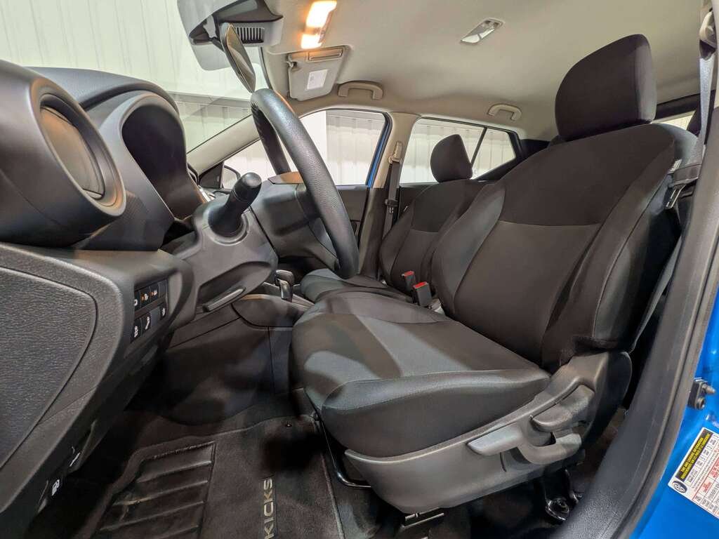 Nissan Kicks S FWD 2024 Bleu Val-David - photo #1