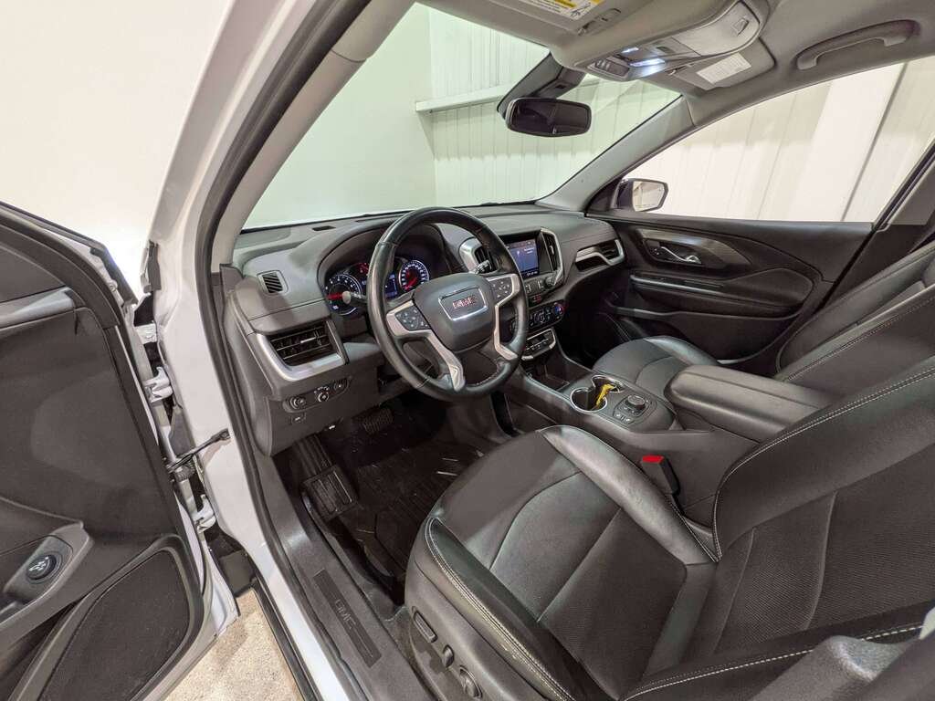 2023 GMC Terrain AWD 4dr SLT White Val-David - photo #10