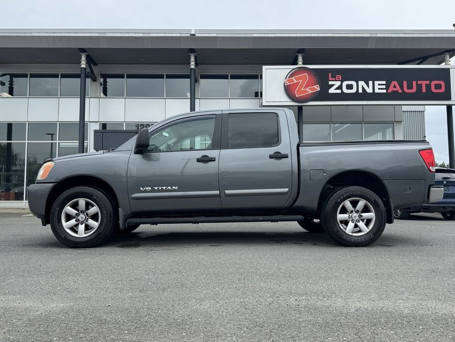 Nissan Titan SV 2014 2014 Gris