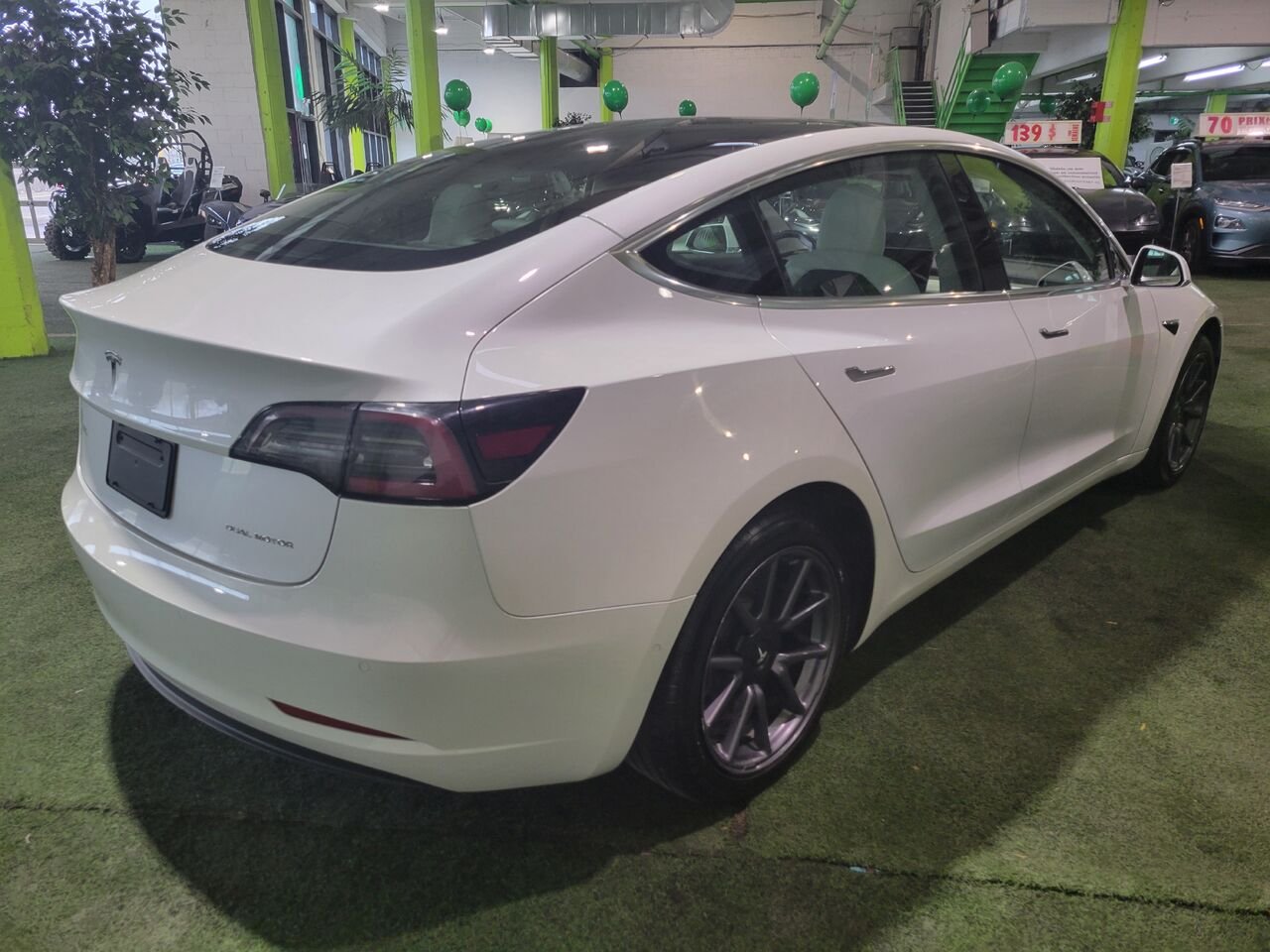 Tesla Model 3 2019 Blanc Longueuil, - photo #5