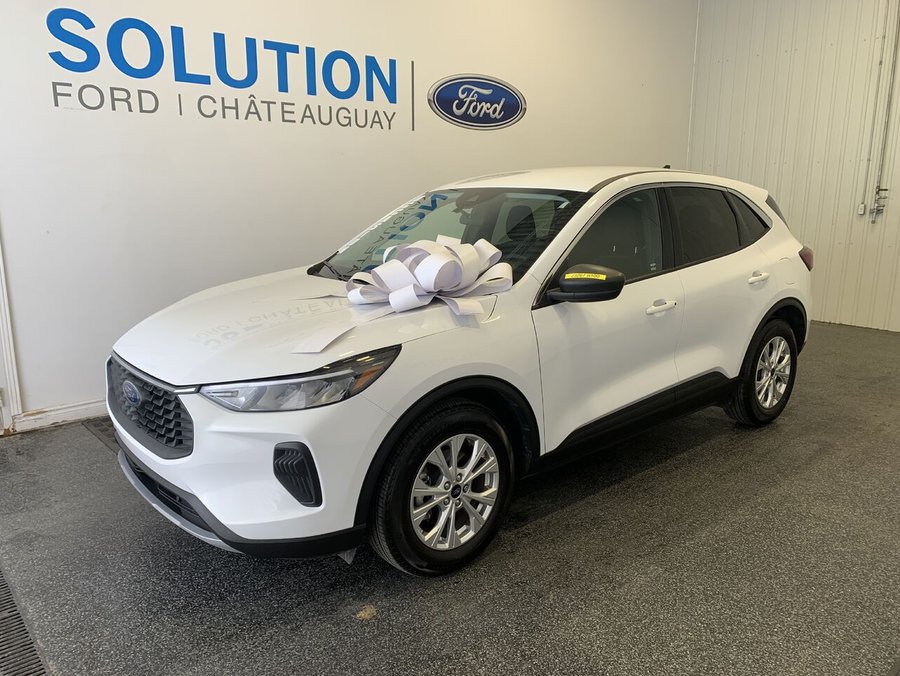 Ford Escape 2023 Blanc