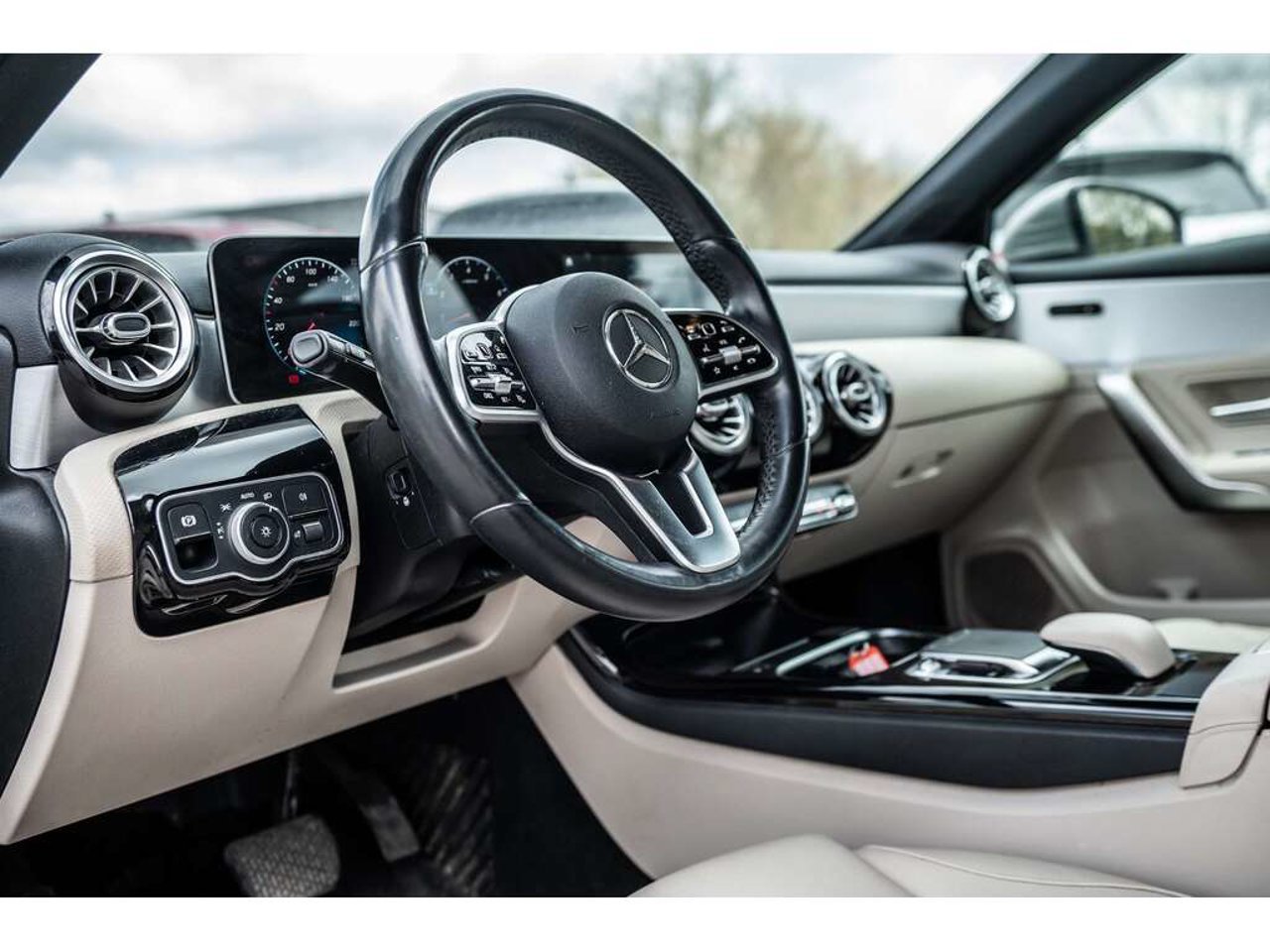 2019 Mercedes-Benz A-Class Silver Sainte-Julienne - photo #15