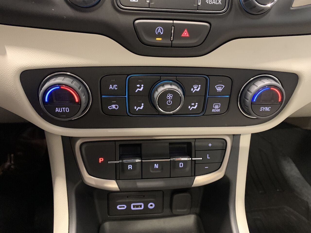 GMC Terrain DENALI TERRAIN DENALI 2023 Noir Châteauguay - photo #31