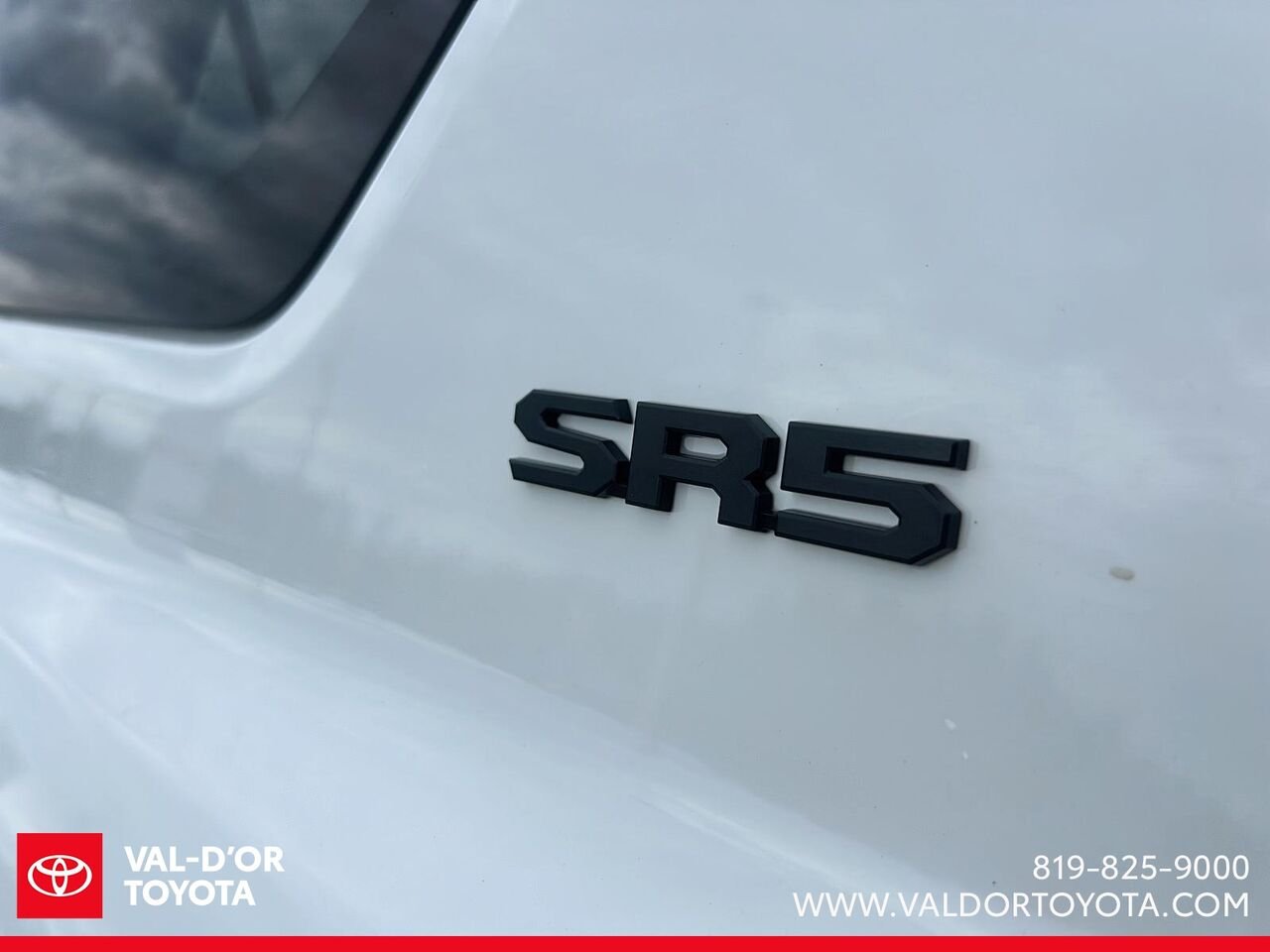 Toyota 4Runner 4 roues motrices 2025 Blanc Val-d'Or - photo #6