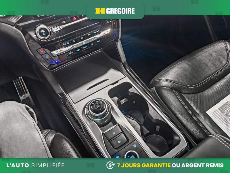 2022 Ford Explorer White Blainville - photo #18