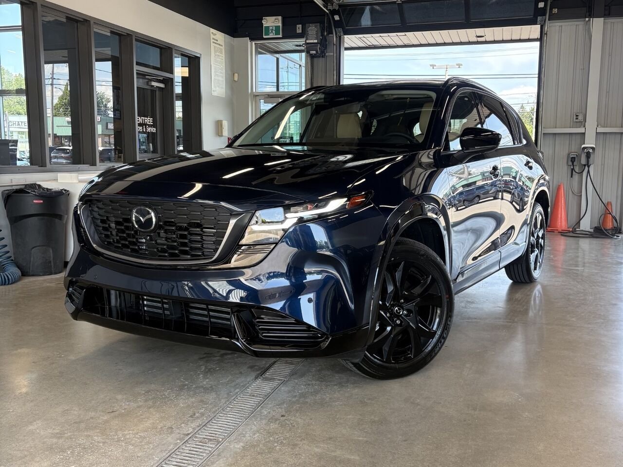 2026 MAZDA CX-5 GT TI Navy Blue Mica Châteauguay - photo #0